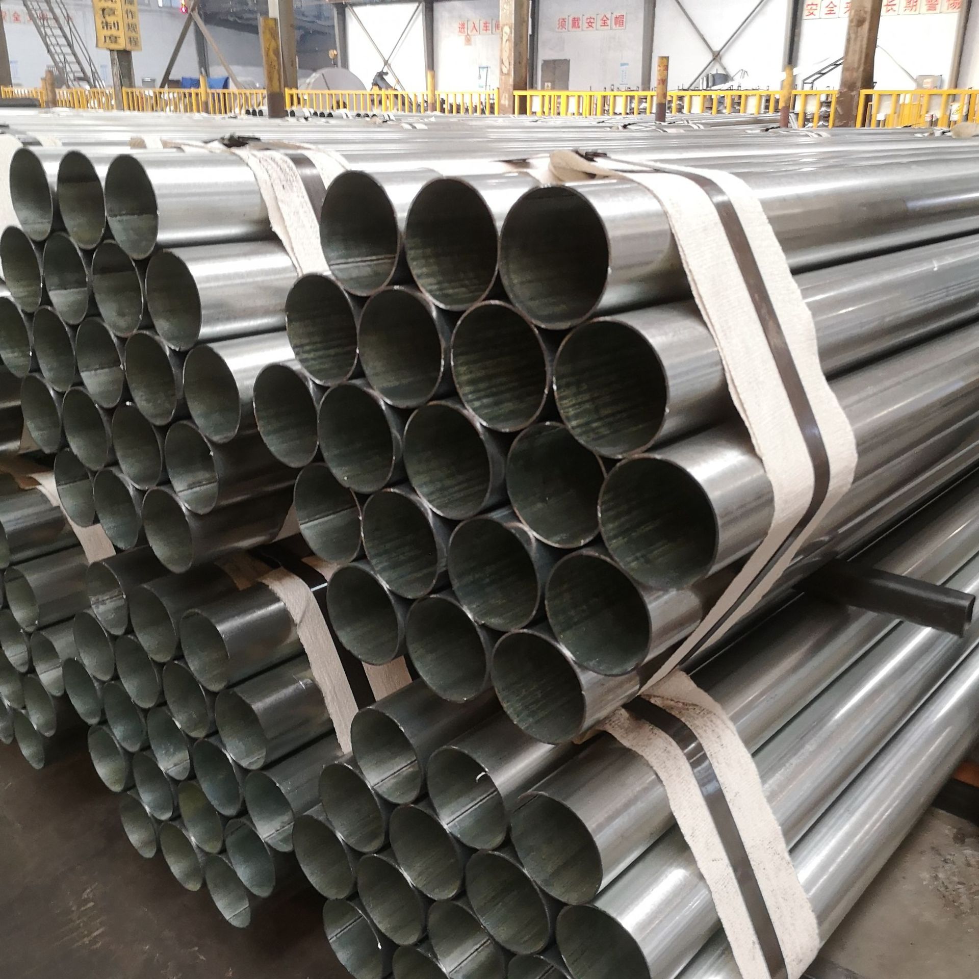 straight seam steel pipes